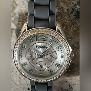 Fossil silicone watch - grey, white, blue, and brown bands